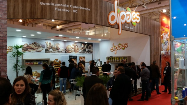 Dipães amplia portfolio e inaugura novo CD em Itajaí