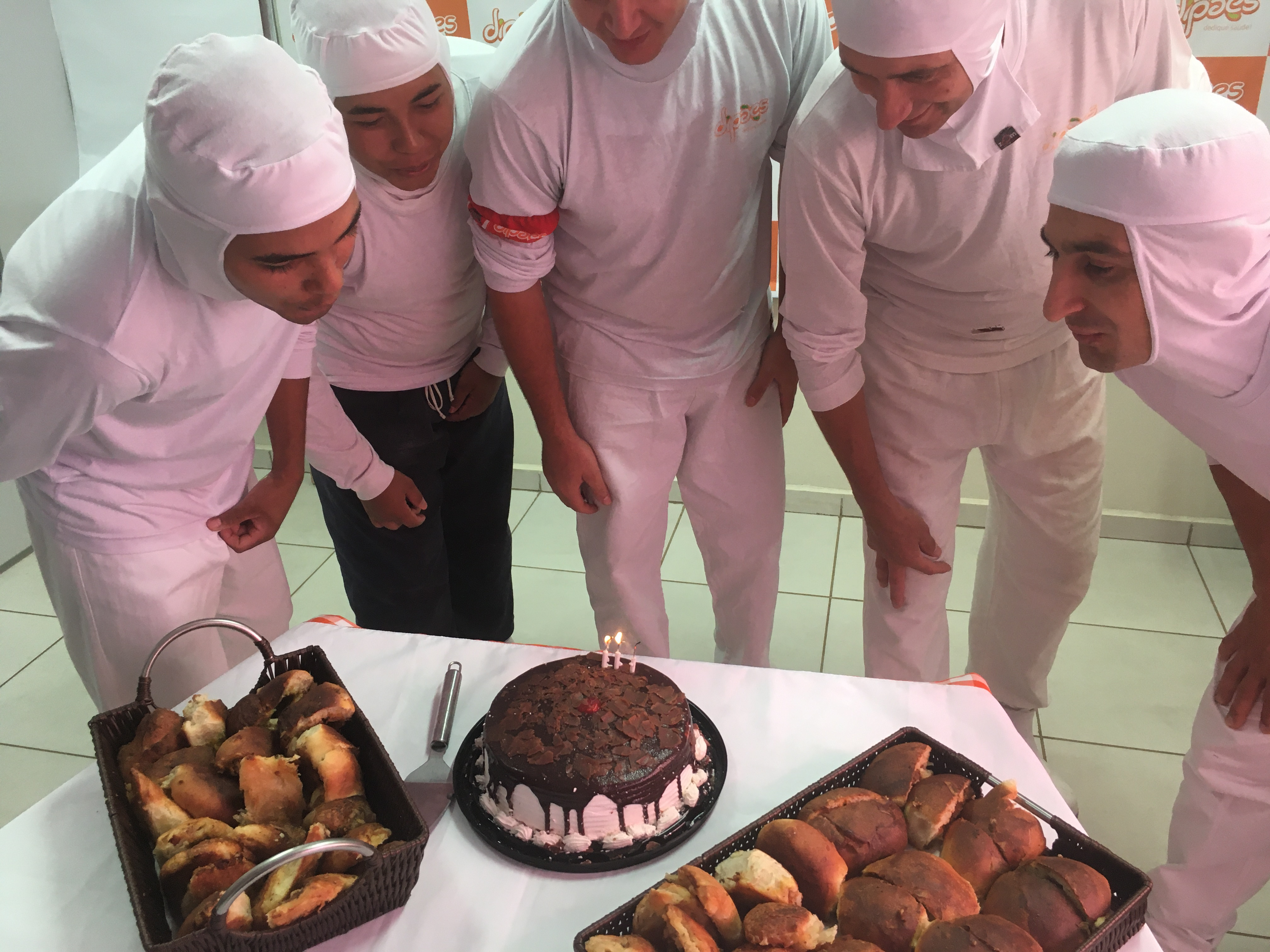 Dipães celebra os aniversários dos colaboradores da Matriz