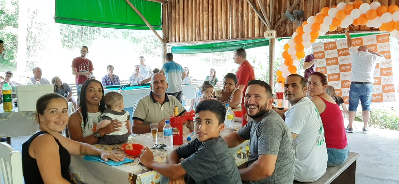 Dipães realiza confraternização de fim de ano na Unidade de Itajaí/SC